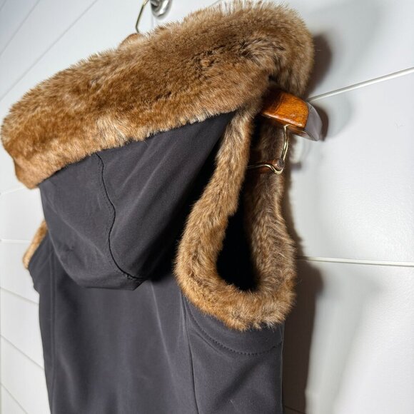 Marmot Black Soft Shell Vest With Faux Fur Hood Women's SIZE SMALL - Picture 5 of 7